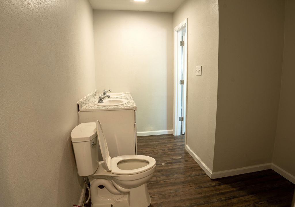 Image 17 of property listing at 202 S Burleson Street, Eden, TX 76837