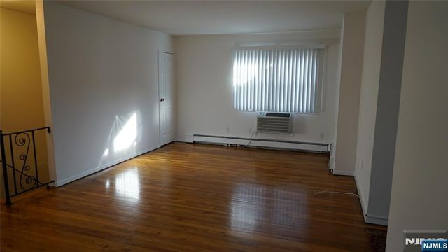 403 Anderson 4 B, Fairview, NJ 07022