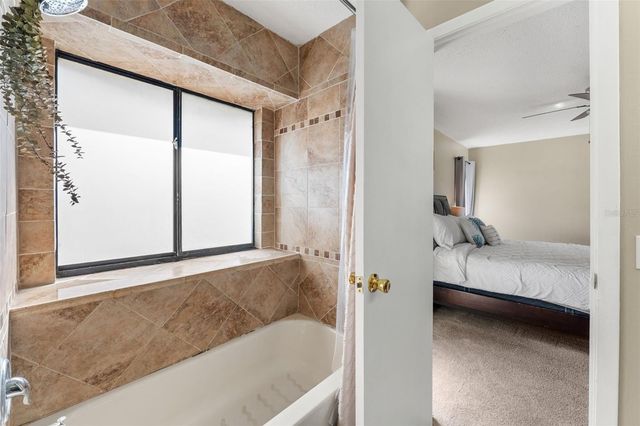 1026 WEAVER DRIVE, Oviedo, FL 32765