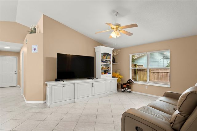 3186 1st Lane, Vero Beach, FL 32968