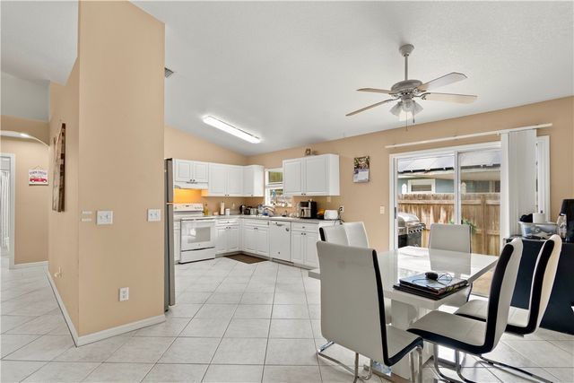 3186 1st Lane, Vero Beach, FL 32968
