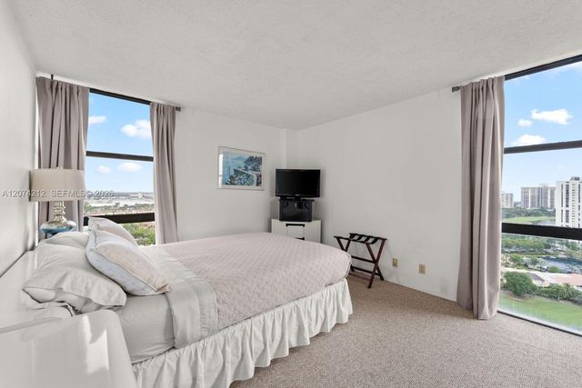20379 W Country Club Drive 2433, Aventura, FL 33180