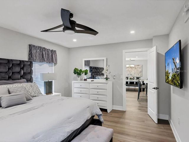2428 WHIPPOORWILL CIRCLE, Sarasota, FL 34231