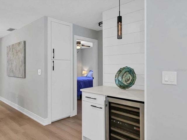 2428 WHIPPOORWILL CIRCLE, Sarasota, FL 34231