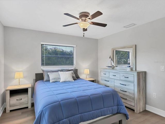 2428 WHIPPOORWILL CIRCLE, Sarasota, FL 34231