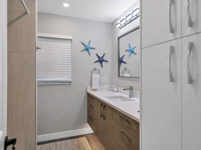 2428 WHIPPOORWILL CIRCLE, Sarasota, FL 34231