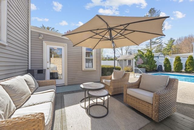 16 Marion Rd, Weymouth, MA 02191