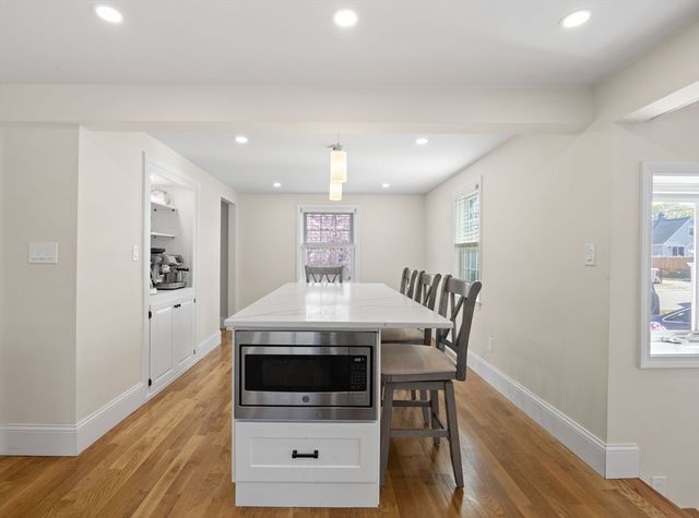 16 Marion Rd, Weymouth, MA 02191