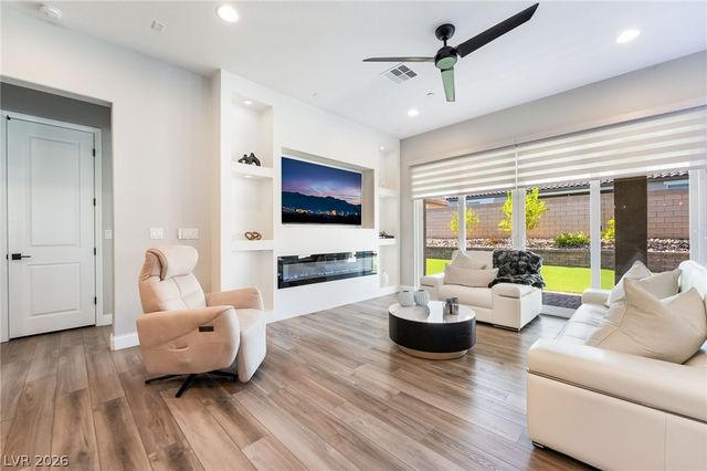 117 Ella Ashman Avenue, Henderson, NV 89011