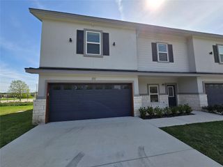 2105 Tiger TRL 101, Round Rock, TX 78665