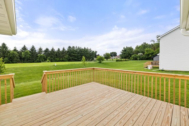 254 NE Wildflower Drive, Pleasant Hill, IA 50327