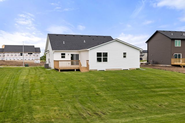 254 NE Wildflower Drive, Pleasant Hill, IA 50327