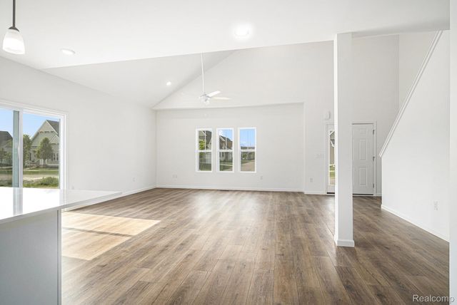 380 Dorchester Drive, Howell, MI 48855