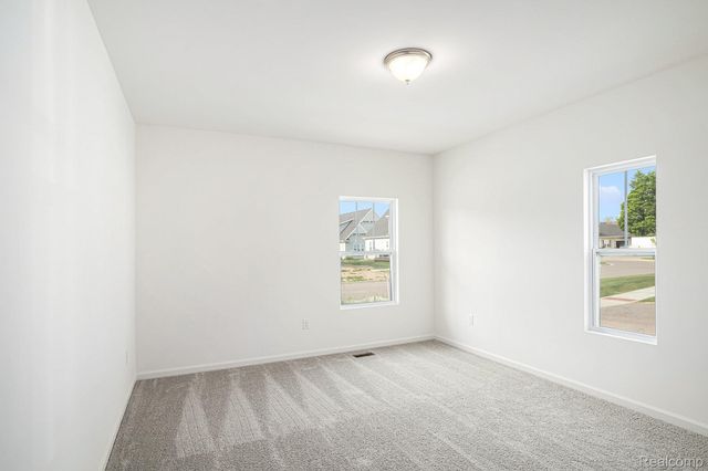 380 Dorchester Drive, Howell, MI 48855