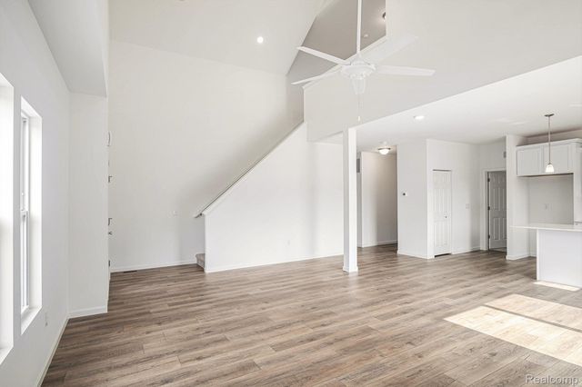 380 Dorchester Drive, Howell, MI 48855