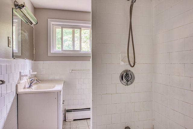 7 Laurel Road, Sharon, MA 02067