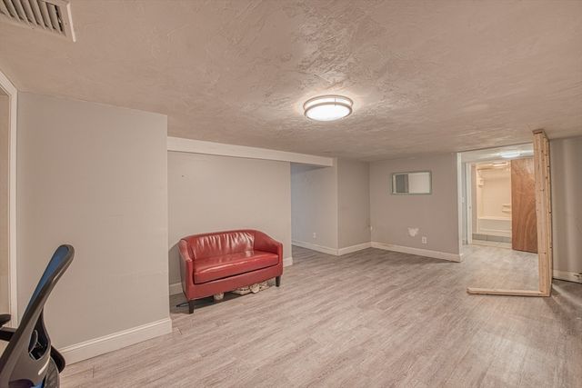 7 Laurel Road, Sharon, MA 02067