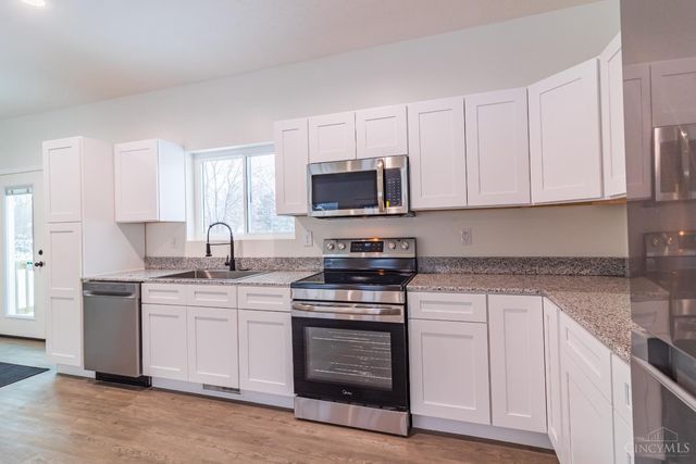 5768 St Rt 125, West Union, OH 45693