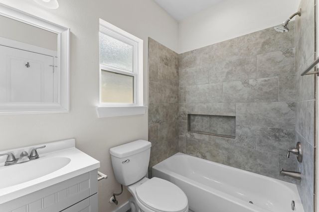 846 Omeara, Montgomery, TX 77316