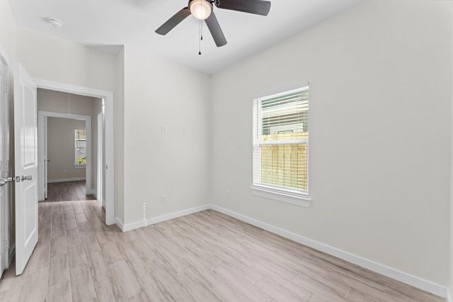 846 Omeara, Montgomery, TX 77316