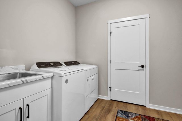 852 Bucknell Lane SE, Stewartville, MN 55976