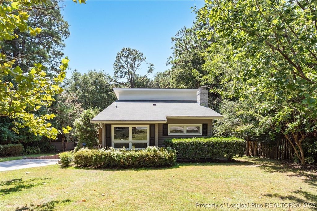 2519 Mirror Lake Drive, Fayetteville, NC 28303