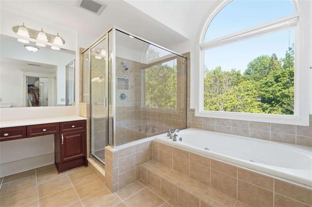 9930 Barnsbury Road, Douglasville, GA 30135