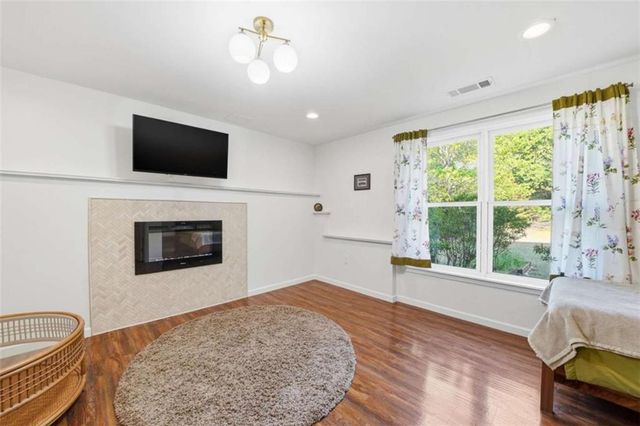 9930 Barnsbury Road, Douglasville, GA 30135