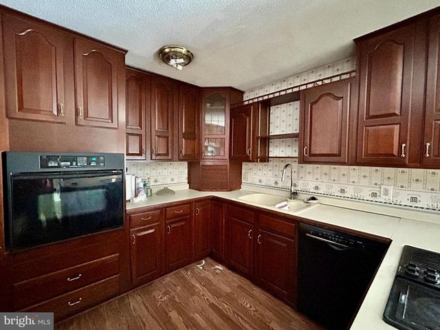 811 CONSERVATION DR, Hedgesville, WV 25427