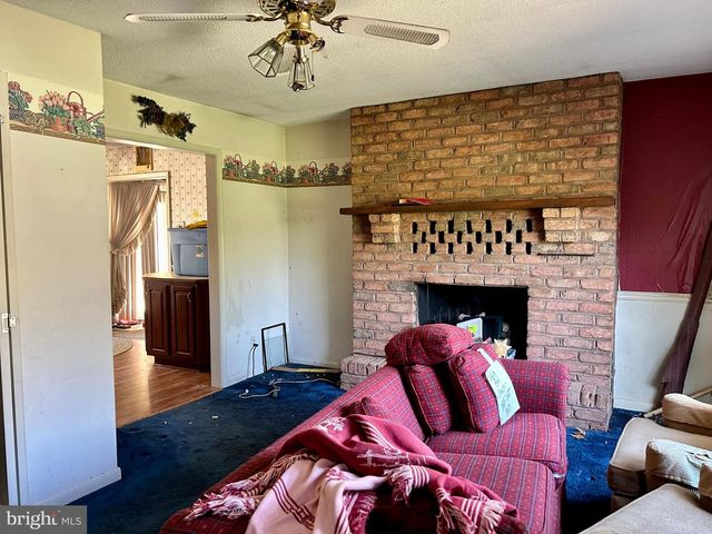 811 CONSERVATION DR, Hedgesville, WV 25427