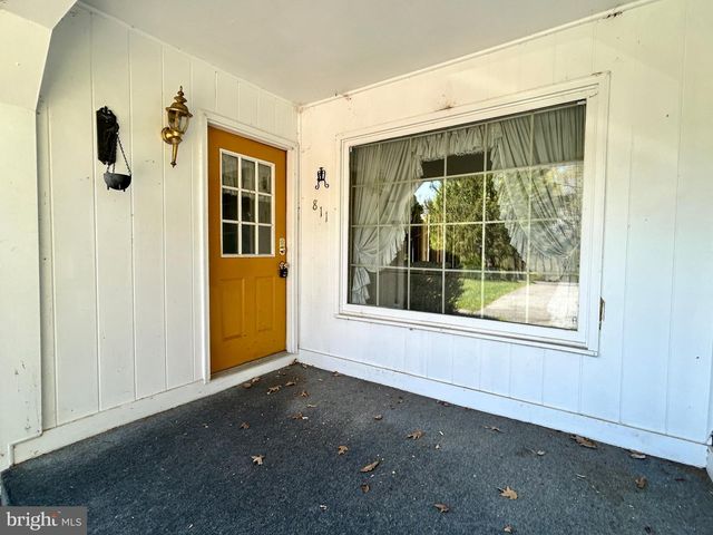 811 CONSERVATION DR, Hedgesville, WV 25427
