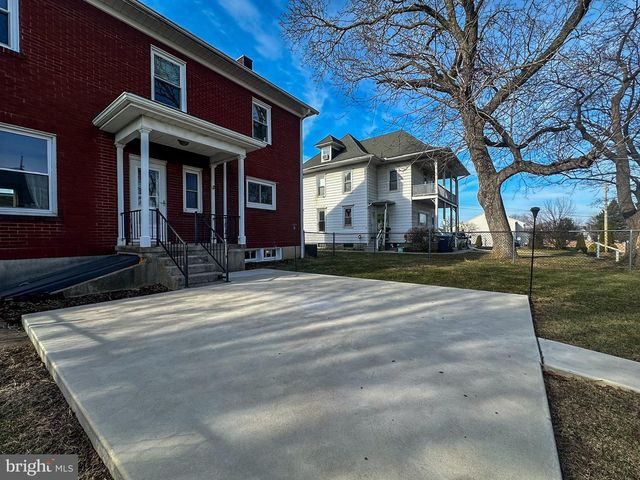 36 N COLLEGE ST, Palmyra, PA 17078