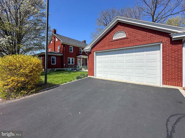 36 N COLLEGE ST, Palmyra, PA 17078