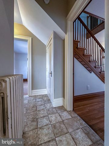 36 N COLLEGE ST, Palmyra, PA 17078