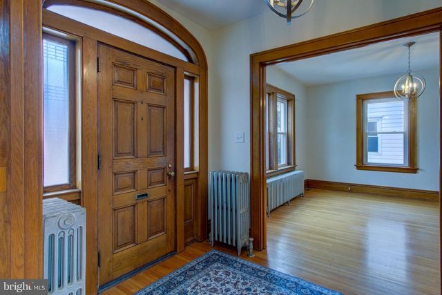 36 N COLLEGE ST, Palmyra, PA 17078
