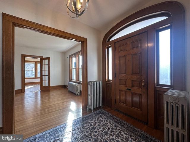 36 N COLLEGE ST, Palmyra, PA 17078