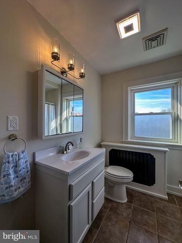 36 N COLLEGE ST, Palmyra, PA 17078