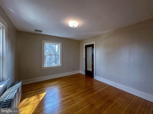 36 N COLLEGE ST, Palmyra, PA 17078