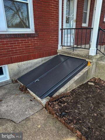 36 N COLLEGE ST, Palmyra, PA 17078