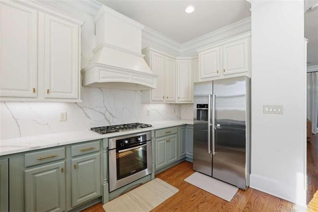 934 Delaronde Court, Atlanta, GA 30328
