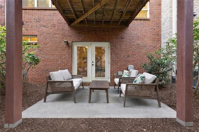 934 Delaronde Court, Atlanta, GA 30328
