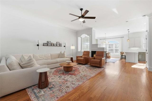 934 Delaronde Court, Atlanta, GA 30328