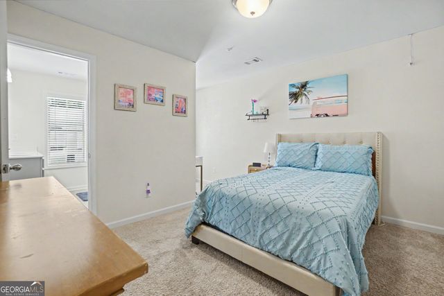 723 Woodstock Grove Drive, Woodstock, GA 30188