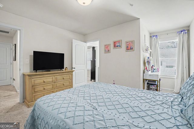 723 Woodstock Grove Drive, Woodstock, GA 30188