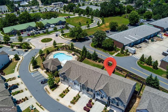 723 Woodstock Grove Drive, Woodstock, GA 30188