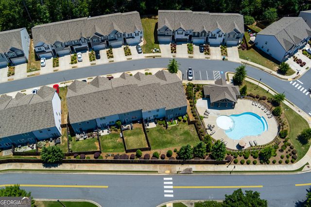 723 Woodstock Grove Drive, Woodstock, GA 30188