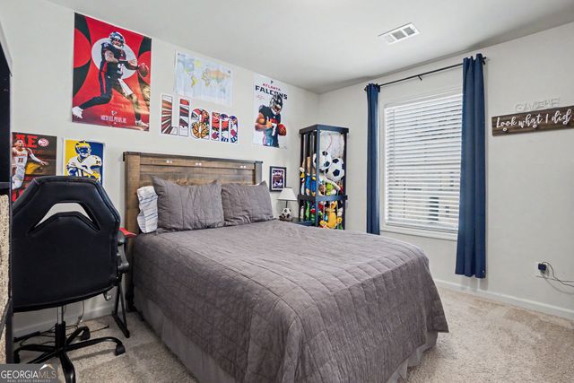 723 Woodstock Grove Drive, Woodstock, GA 30188