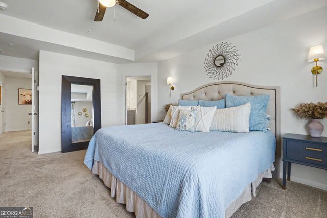 723 Woodstock Grove Drive, Woodstock, GA 30188