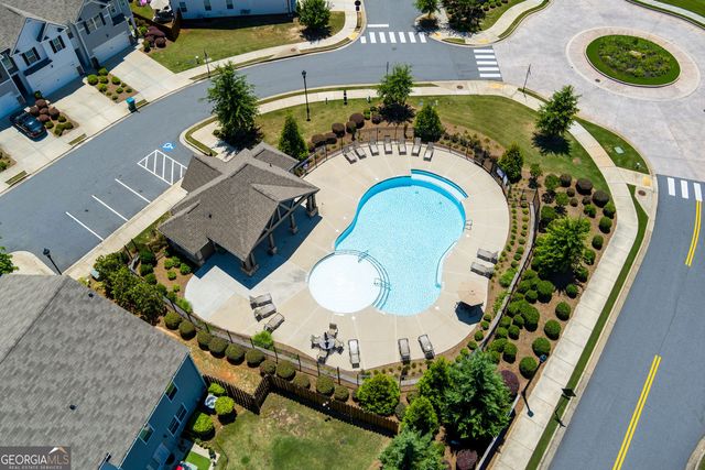 723 Woodstock Grove Drive, Woodstock, GA 30188