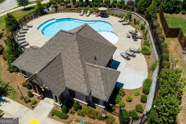 723 Woodstock Grove Drive, Woodstock, GA 30188